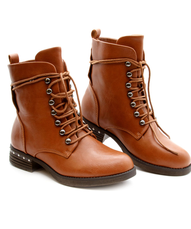 Super Casual boots Trappers Made of Eco Leather brown.