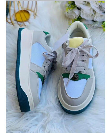 Stylish Casual Unisex Sneakers.