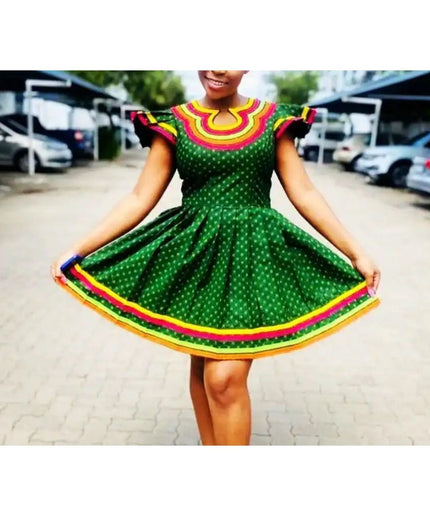 African V-neck Short Sleeve Traditional Dress