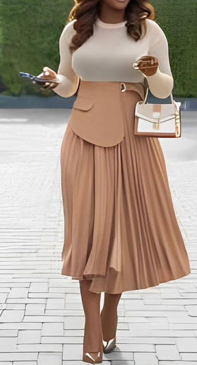 High waist Pleated Midi skirt.